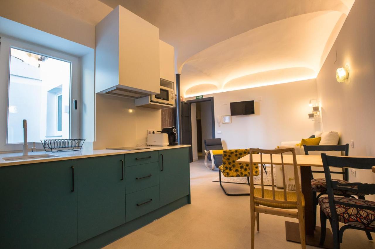 Apartamentos San Salvador Parking Gratis Mérida Kültér fotó