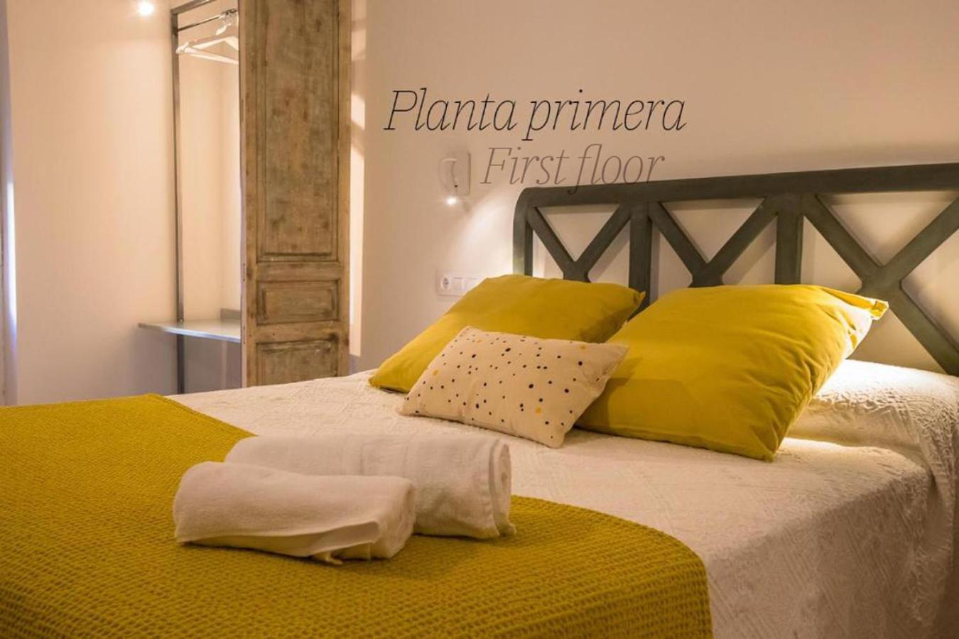 Apartamentos San Salvador Parking Gratis Mérida Kültér fotó
